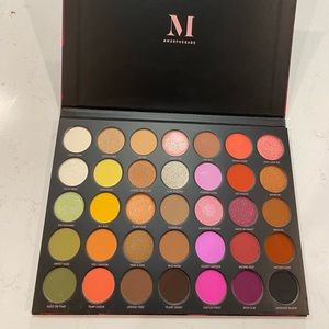 Morphe Artistry Palette Eye Shadows 35D Desert Bouquet